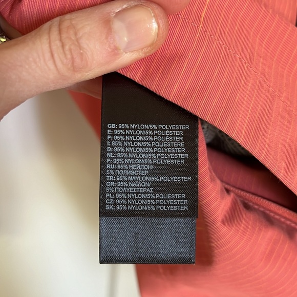 North Face women's winter coral jacket - Picture 3 of 3